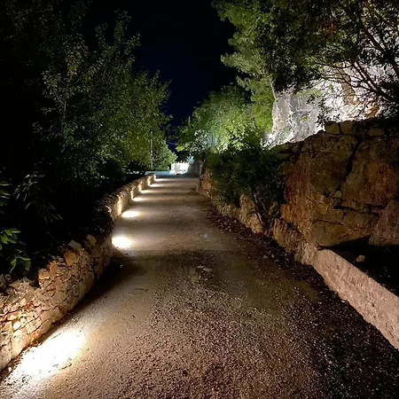 ヴィラ Le Sette Valli セルヴァ・ディ・ファザーノ